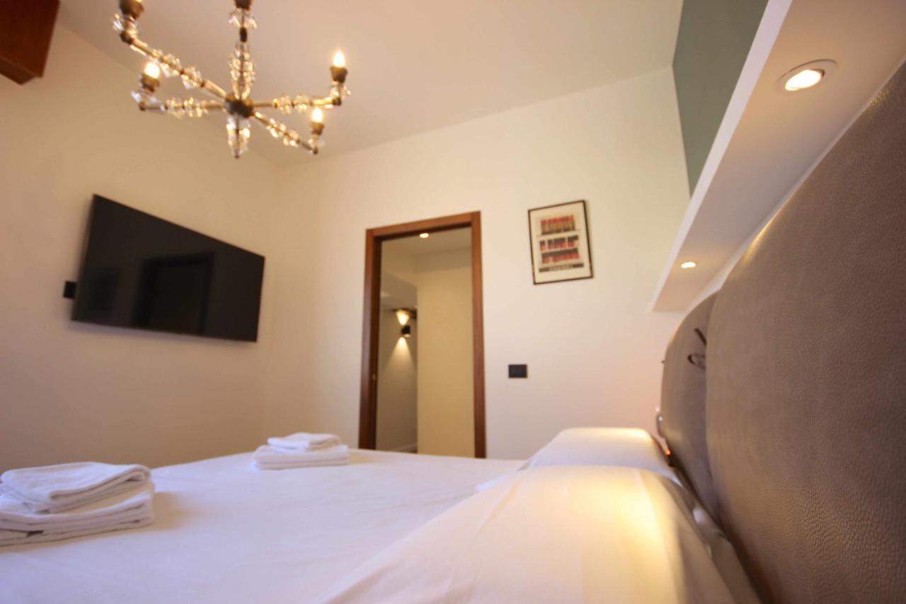 Case Vr Holiday Vittorias Flat Verona Exterior photo